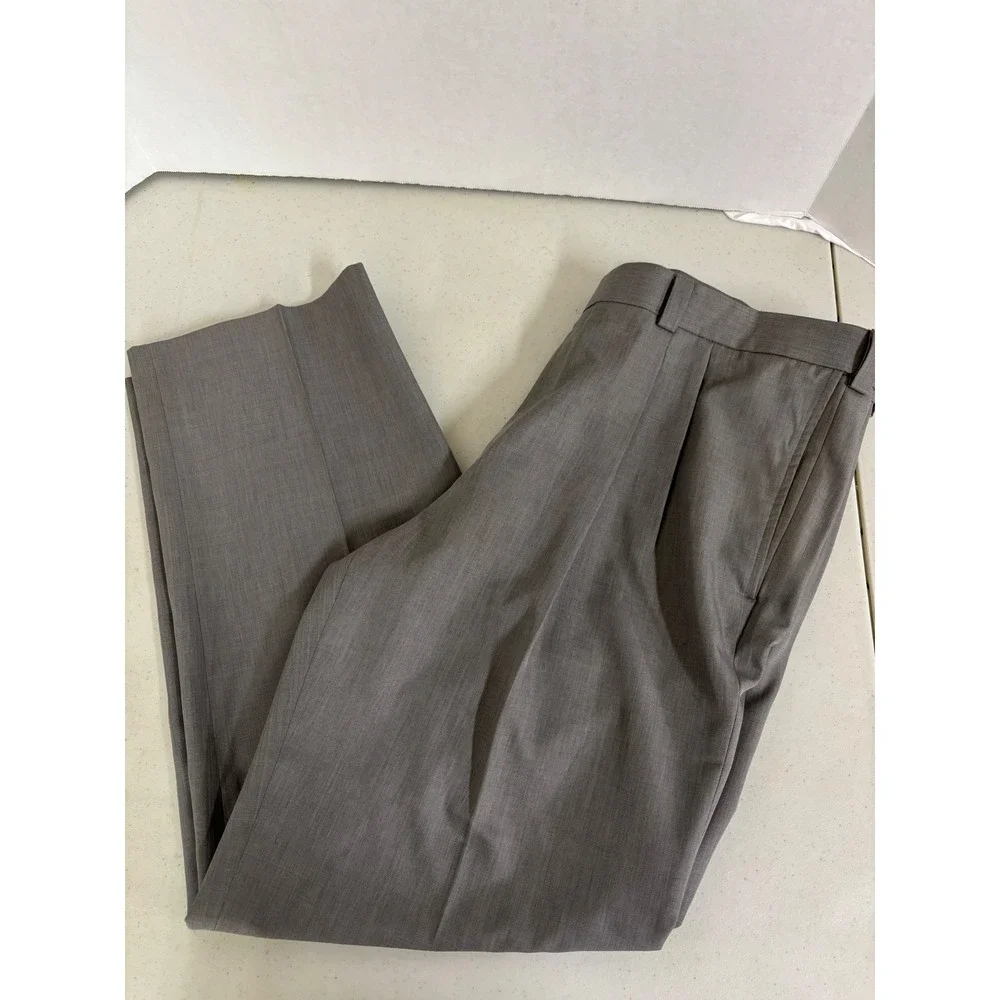 haggar mens dress pants New - H26 Men's Premium Stretch Classic Fit Its enhanced design features the wrinkle Haggar Mens Pleated Dress Pants